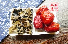 紅糖黑木耳紅棗湯 紅糖黑木耳紅棗湯