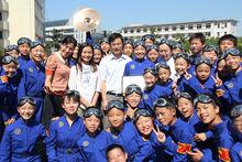 邊走邊敲用音樂致青春年少