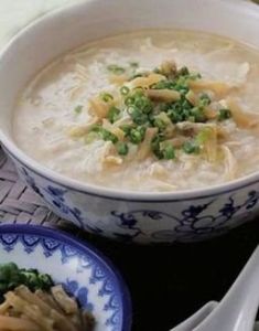 酸筍雞皮湯 酸筍雞皮湯