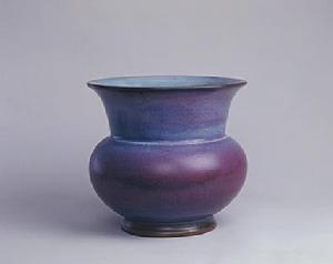 鈞窯玫瑰紫釉花盆 鈞窯玫瑰紫釉花盆
