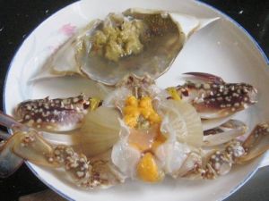 紅膏蟹洋蔥冬粉煲 紅膏蟹洋蔥冬粉煲