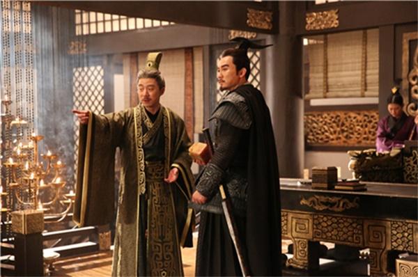 三國假如劉備一統天下,即便其有意讓權,漢獻帝結局也難逃一死?