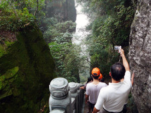 倒掛蓮花峰 倒掛蓮花峰