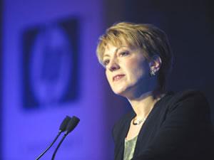 卡莉費奧瑞納 卡莉費奧瑞納