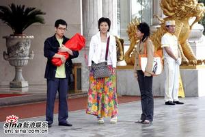 《別問我愛誰》 《別問我愛誰》