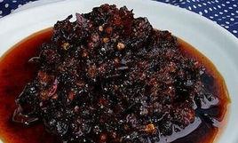 黑豆燜魚 黑豆燜魚