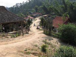 岩因組村 岩因組村