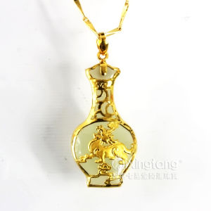 玉瓶金貔貅墜 玉瓶金貔貅墜