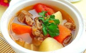 洋蔥椰菜紅蘿蔔土豆湯 洋蔥椰菜紅蘿蔔土豆湯