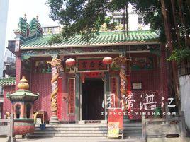 霞山村[福建省泉州市南安市羅東鎮霞山村]