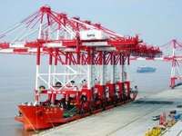 上海振華重工（集團）股份有限公司