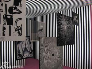 愛馬仕“錦繡夢想”絲巾展