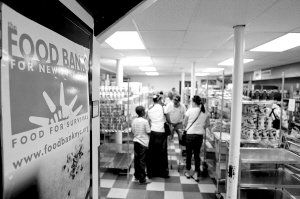 食物銀行 食物銀行