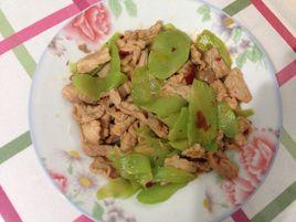 瘦肉炒萵筍 瘦肉炒萵筍