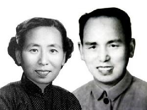 因為工作特殊,沒有結婚照,這是PK的