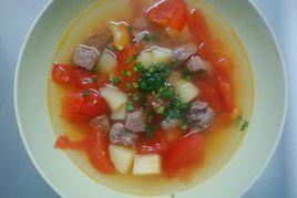 胡蘿蔔土豆排骨湯 胡蘿蔔土豆排骨湯