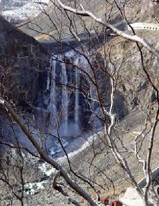 長白山瀑布與溫泉群