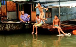 水上漁村 水上漁村