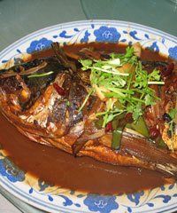 紅燒鰱魚 紅燒鰱魚