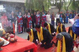 三拜九叩 三拜九叩