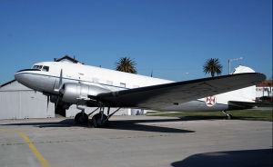 道格拉斯DC-3