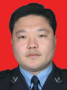 龐傑[墾利縣公安局勝坨派出所民警]