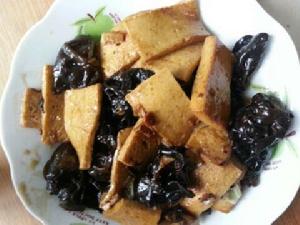 醬燒木耳千葉豆腐