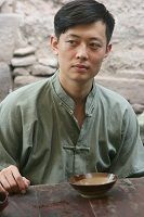 “單瑛哲”演特務劇照