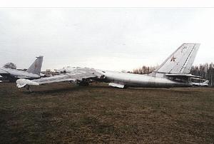 米亞-4野牛轟炸機