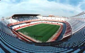 拉蒙·桑切斯·皮斯胡安球場