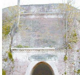 地下糧倉 地下糧倉