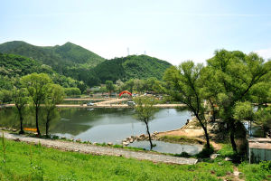 本溪東風湖旅遊度假村 本溪東風湖旅遊度假村