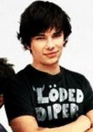 小屁孩日記[美國2010年扎克瑞·戈登主演電影]