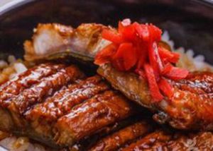 烤鰻魚飯 烤鰻魚飯