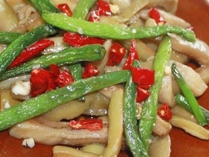 豆角燜茄條