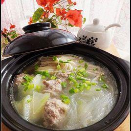 金針菇大魚頭湯 金針菇大魚頭湯