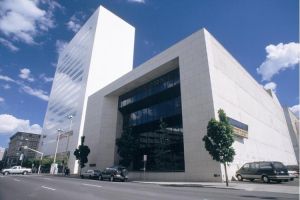 東華盛頓大學 東華盛頓大學