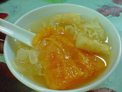 雪耳冰糖燉木瓜 雪耳冰糖燉木瓜