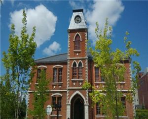 日本人類綜合科學大學 日本人類綜合科學大學