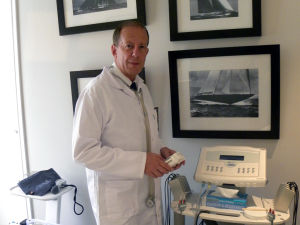 傑拉德&middot;本善醫生