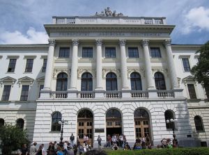 烏克蘭利沃夫國立理工大學 烏克蘭利沃夫國立理工大學