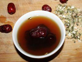 益母草泡紅棗 益母草泡紅棗