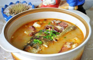 魚頭煲凍豆腐 魚頭煲凍豆腐