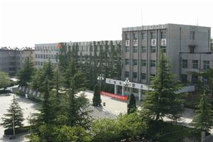 鶴煤技師學院 鶴煤技師學院