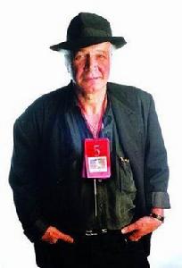 愛迪·托馬斯·亞當斯 愛迪·托馬斯·亞當斯