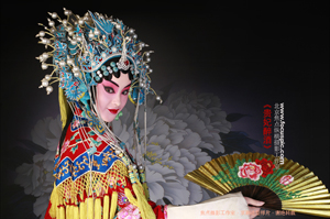 （圖）京劇婚紗照