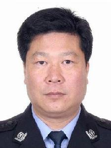 謝堅[桂林市公安局黨委委員、副局長]