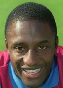 約翰·法沙努 約翰·法沙努