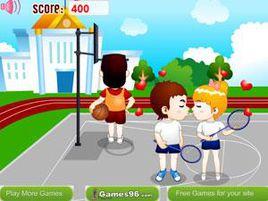 操場情侶偷吻 操場情侶偷吻