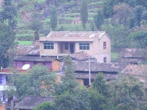 高腳樓村 高腳樓村